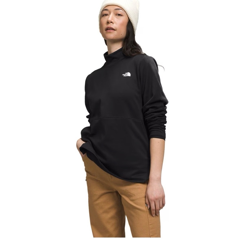 NWT Womens CANYONLANDS pullover tunic black size Large. New condition.